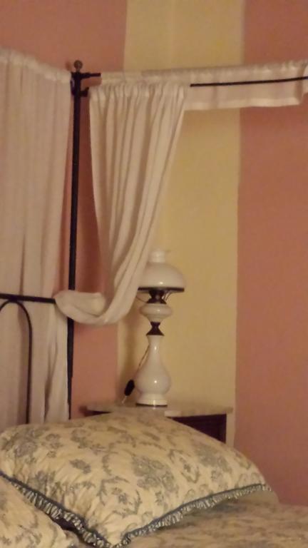 Palazzo Bizzarri Otel Rapolano Terme Oda fotoğraf